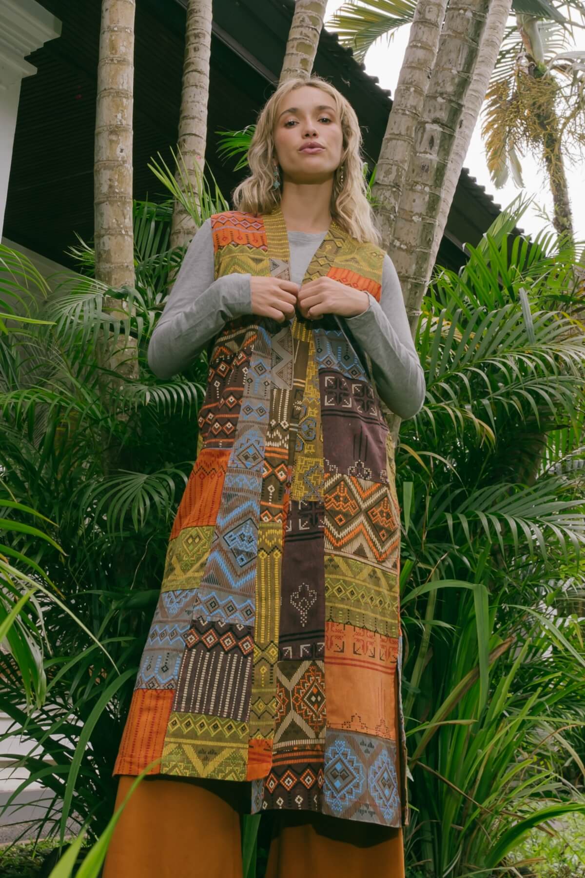 Asher Sleeveless Jacket - Image 4