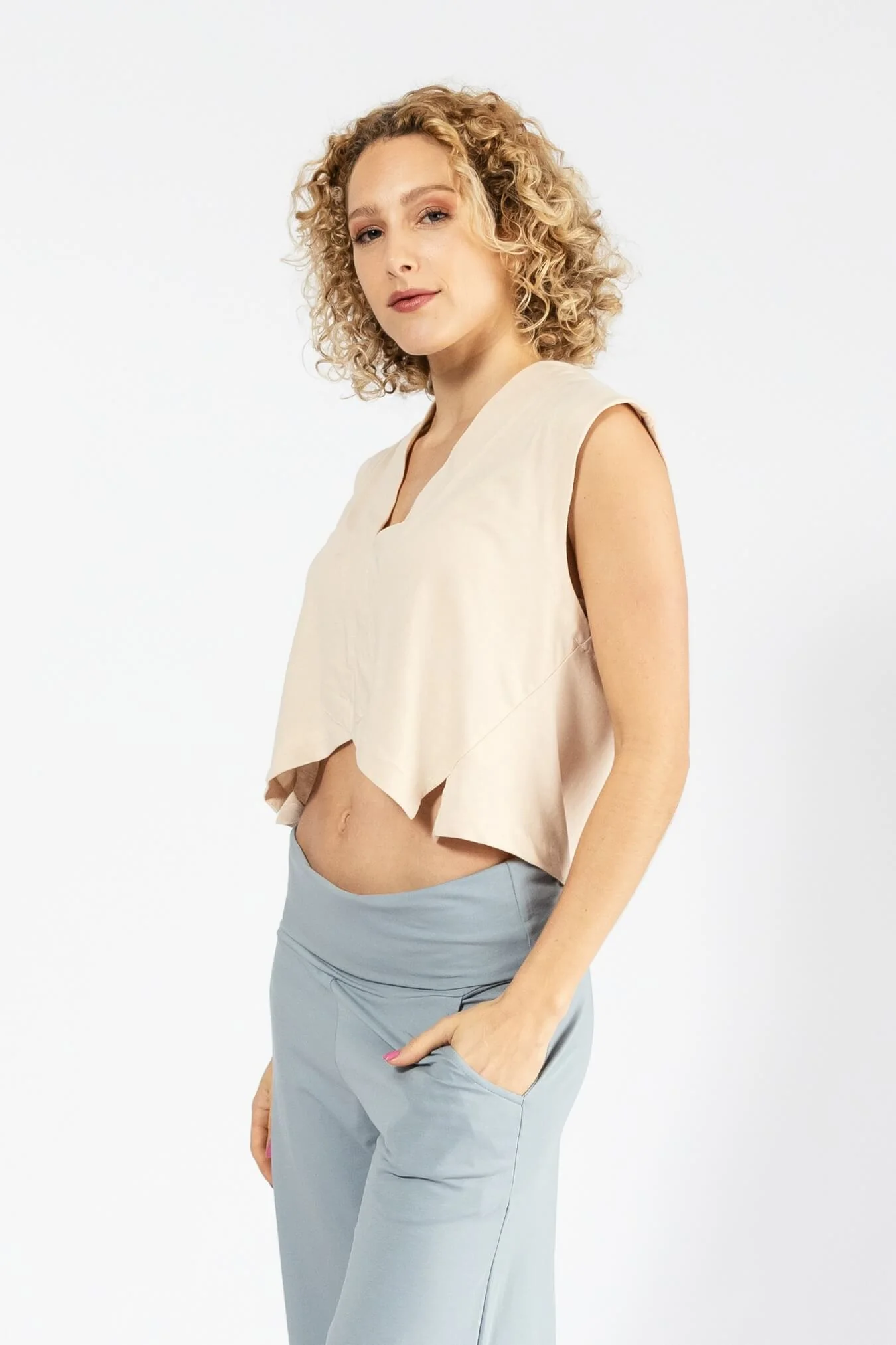 Ayumi Crop Top - Image 12