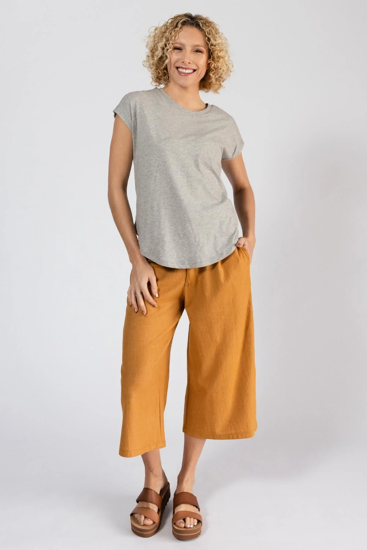 Capri Pants - Image 13