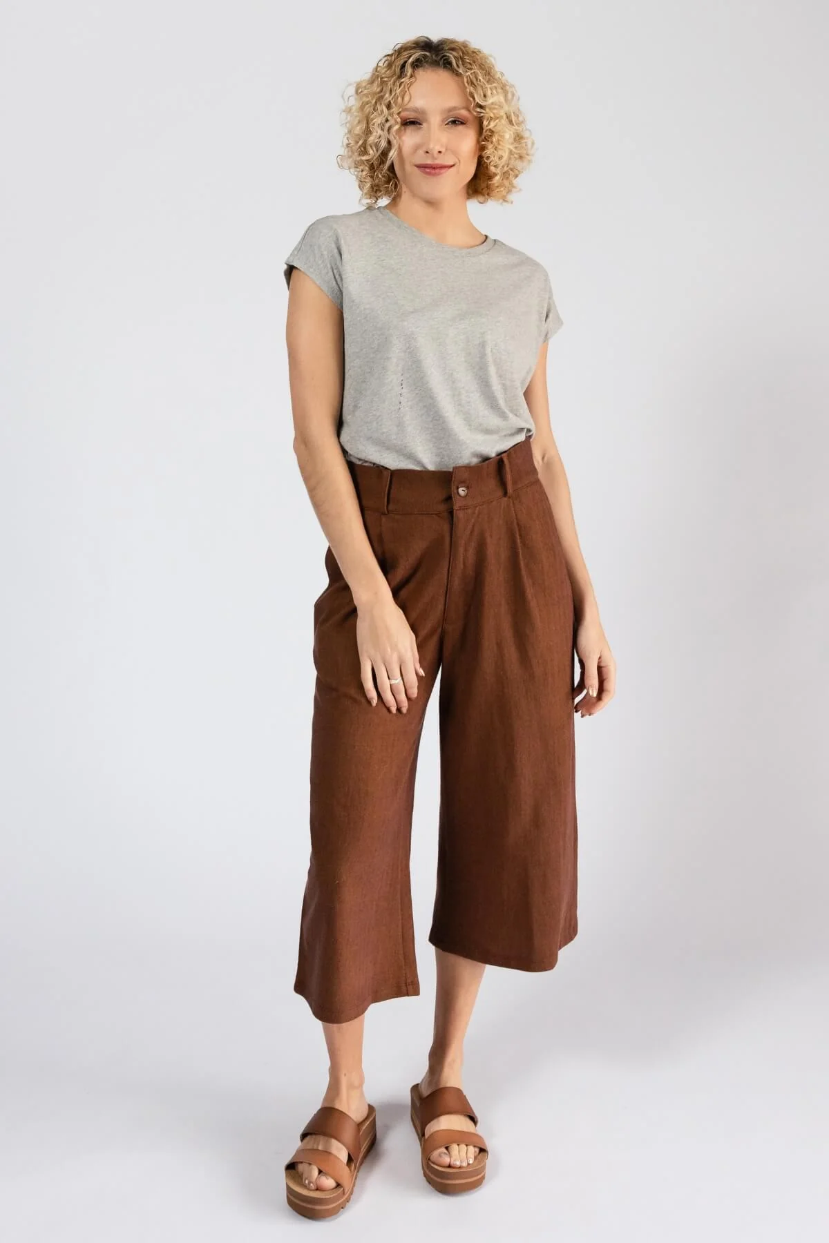Capri Pants - Image 17