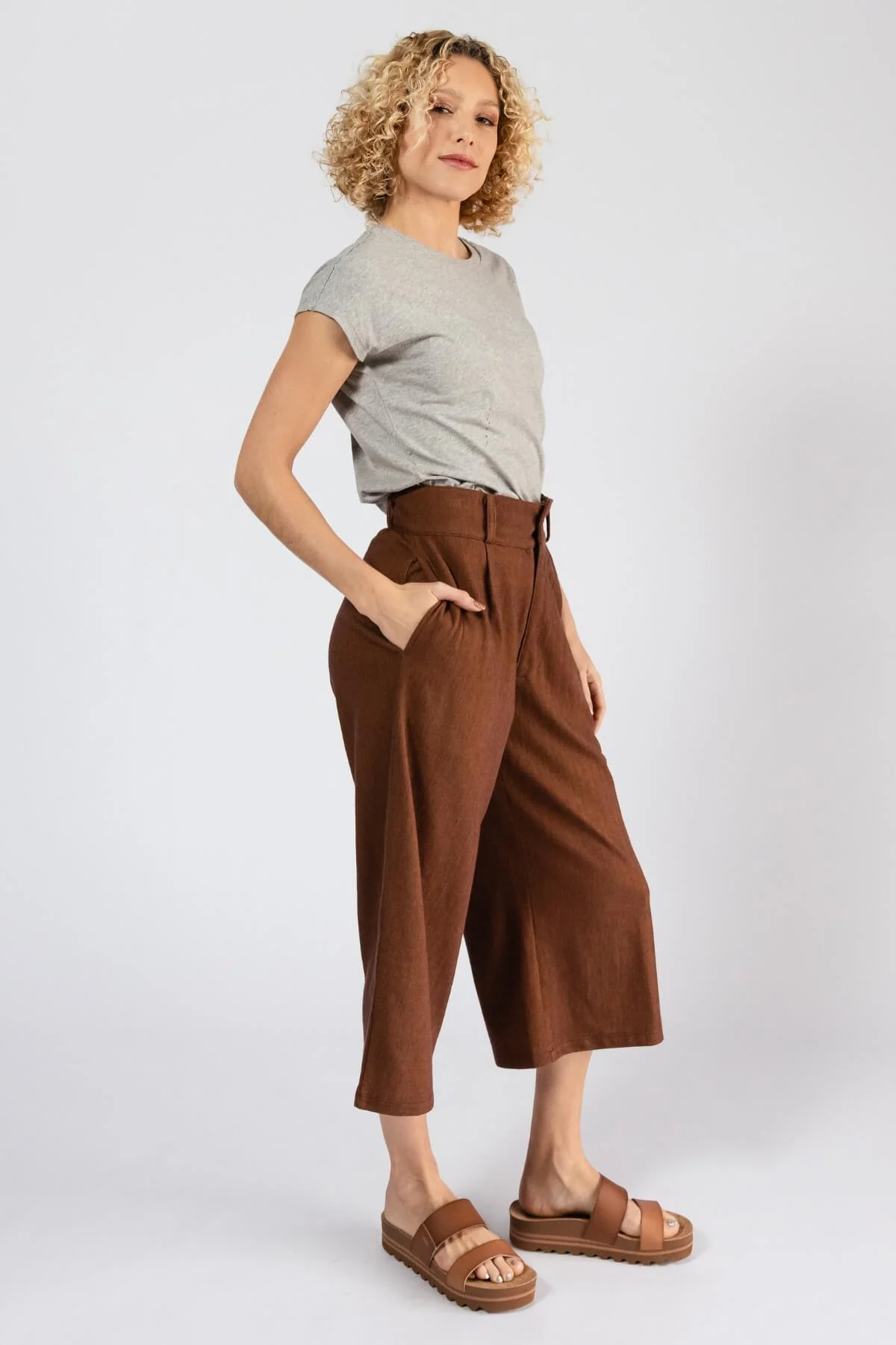 Capri Pants - Image 19