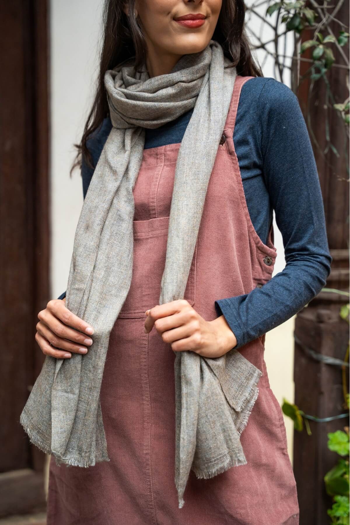 Cashmere Travel Wrap - Image 5