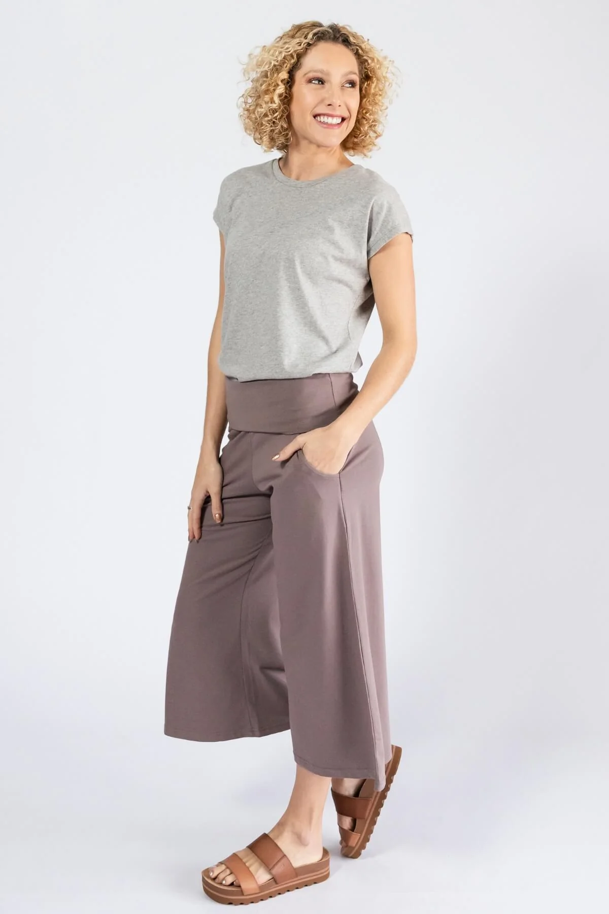 Cropped Freedom Pants - Image 17