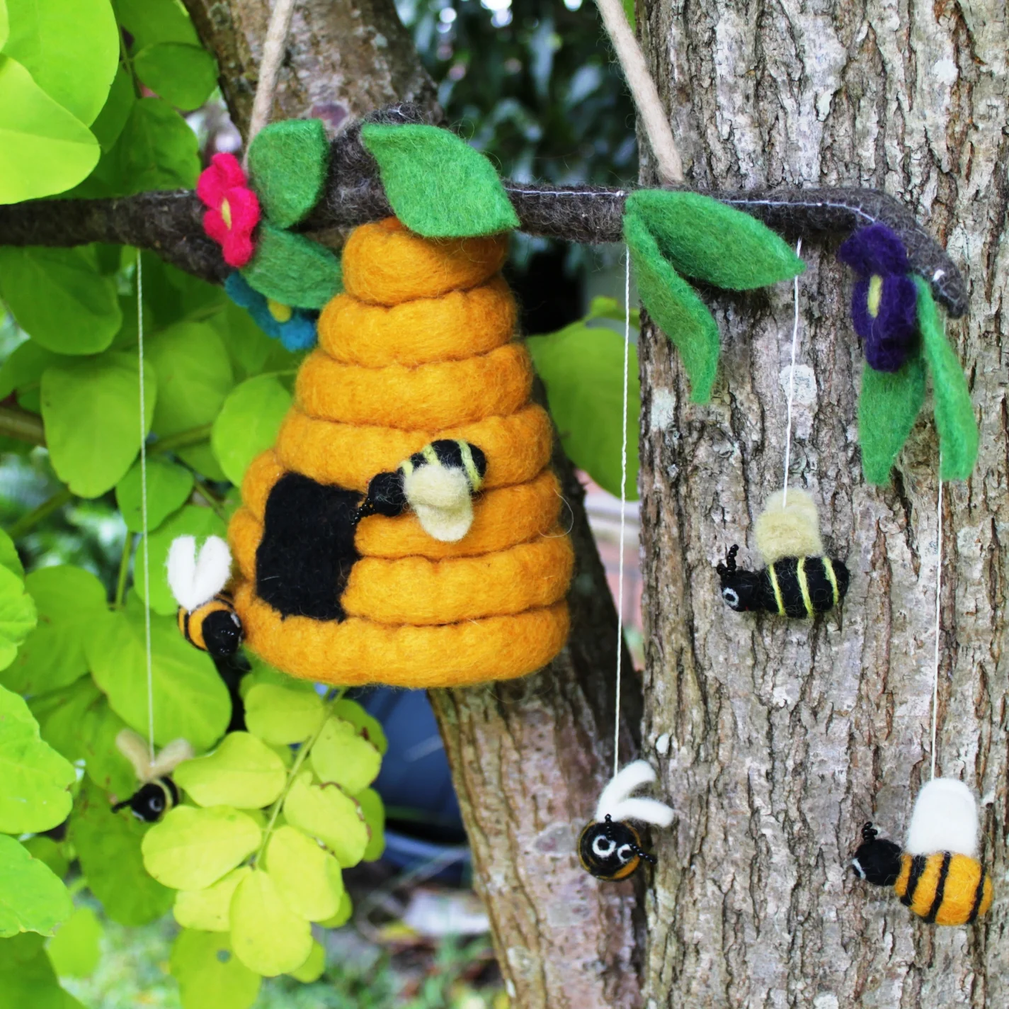 Felt Bee Hive Mobile - Image 4