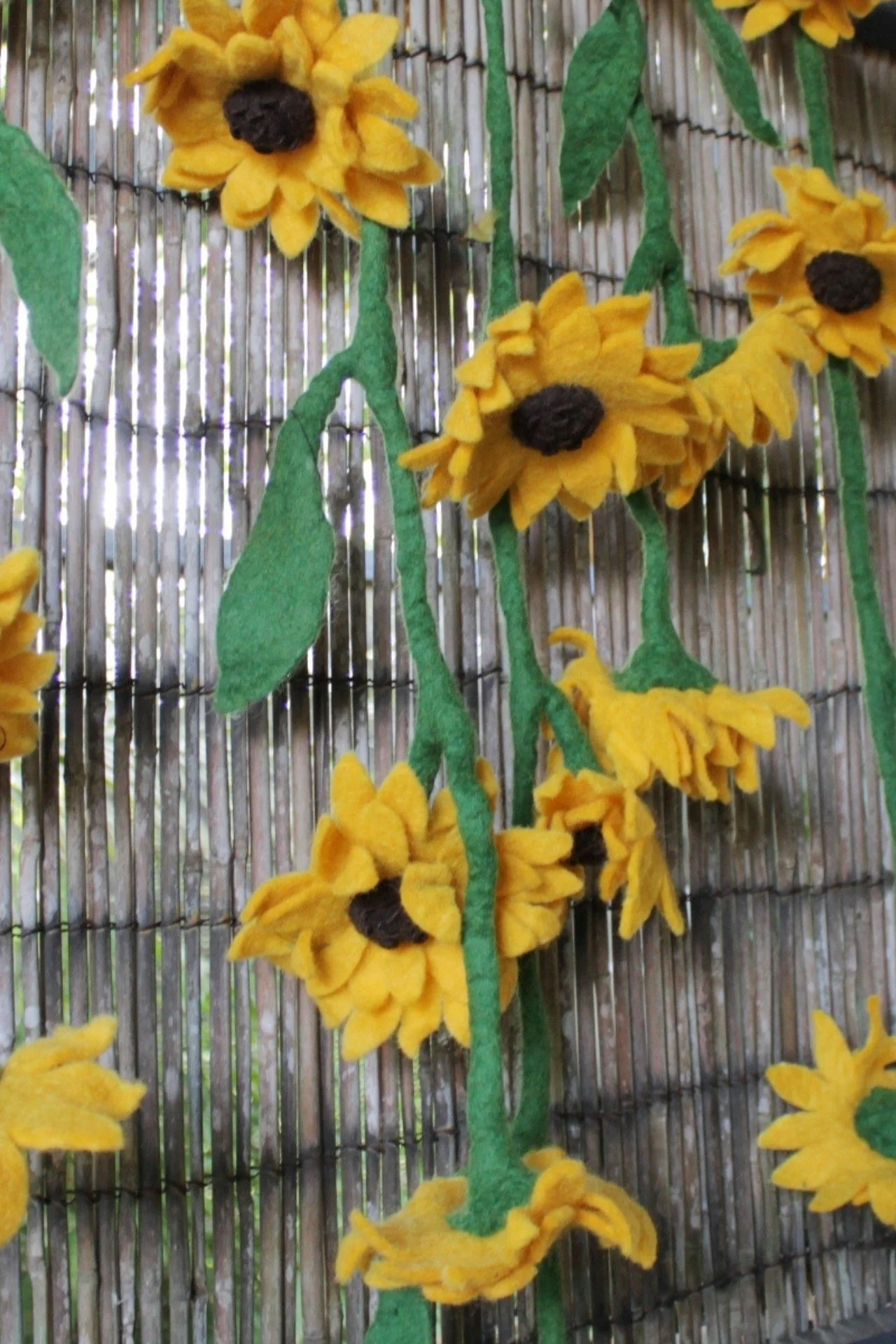 Felt Sunflower Garland - Image 3