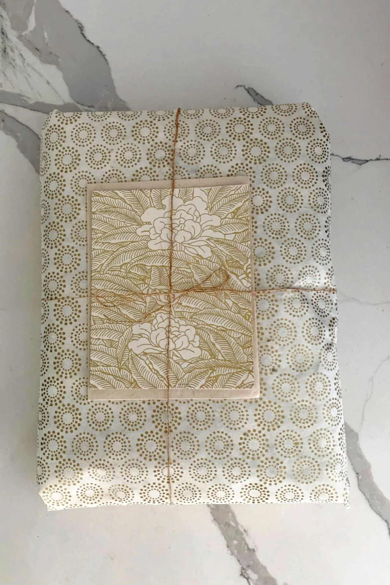 Gift Wrapping - Image 2