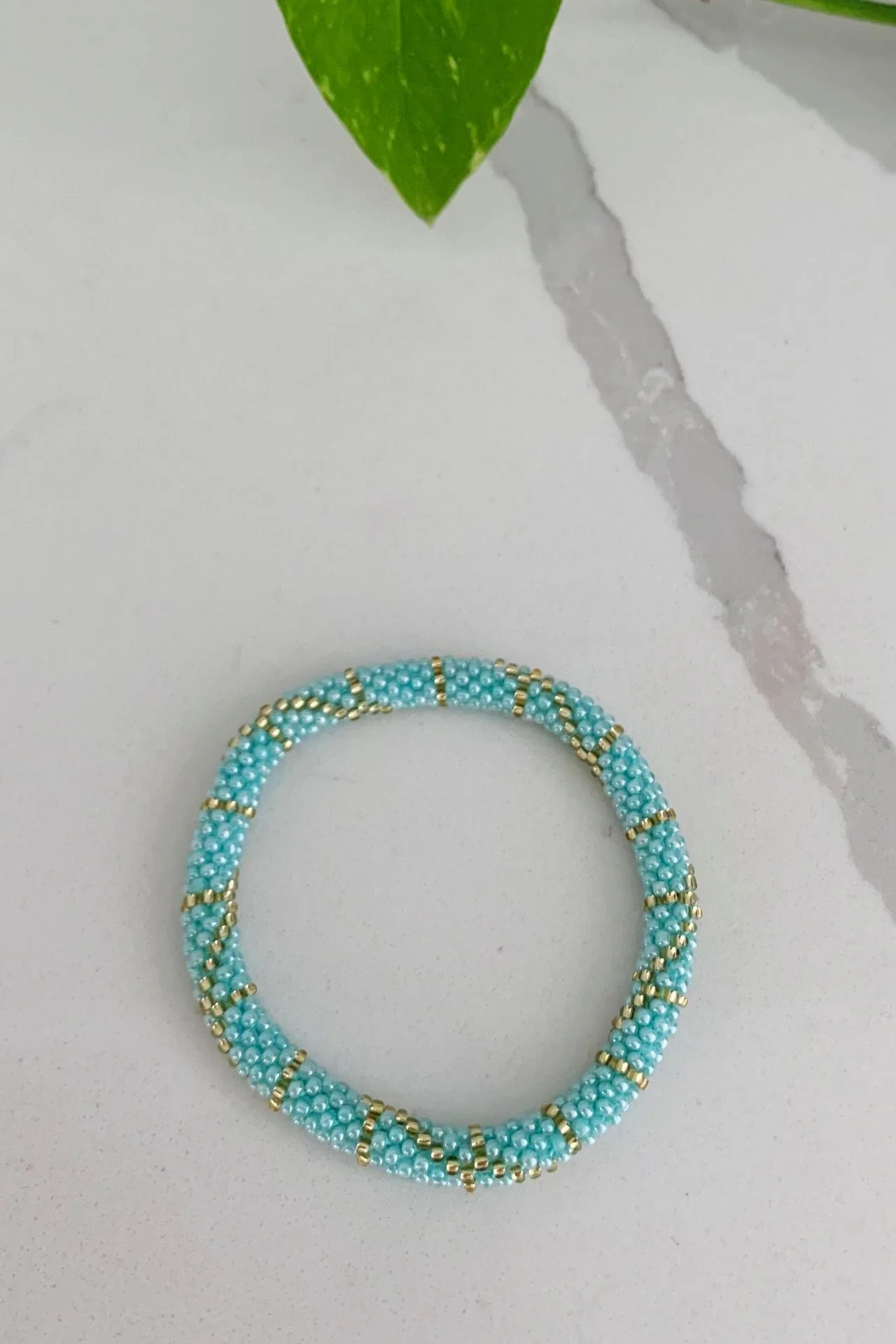 Rolling Beaded Bracelet - Eisce - Image 2