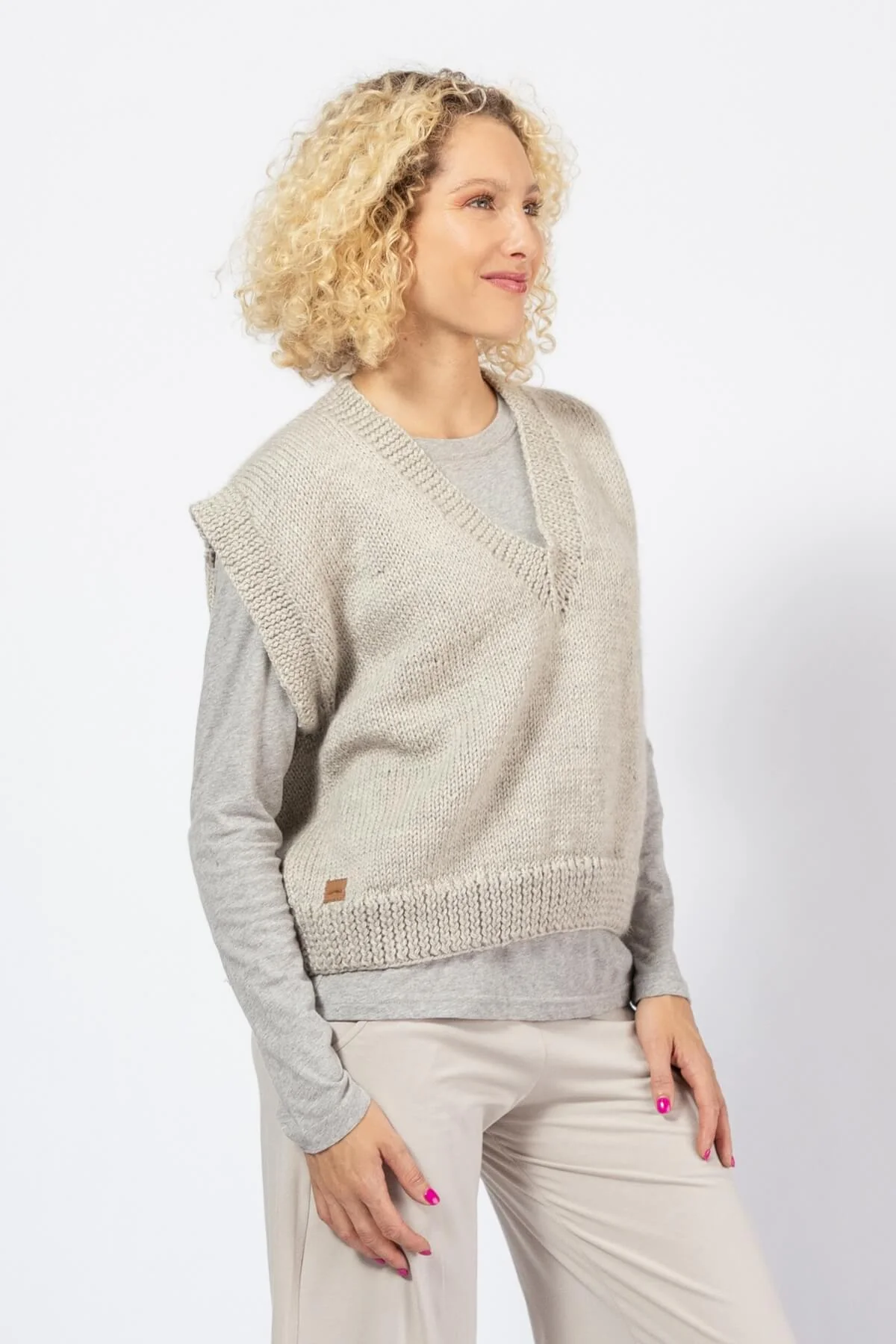 Cropped Merino Vest - Image 21