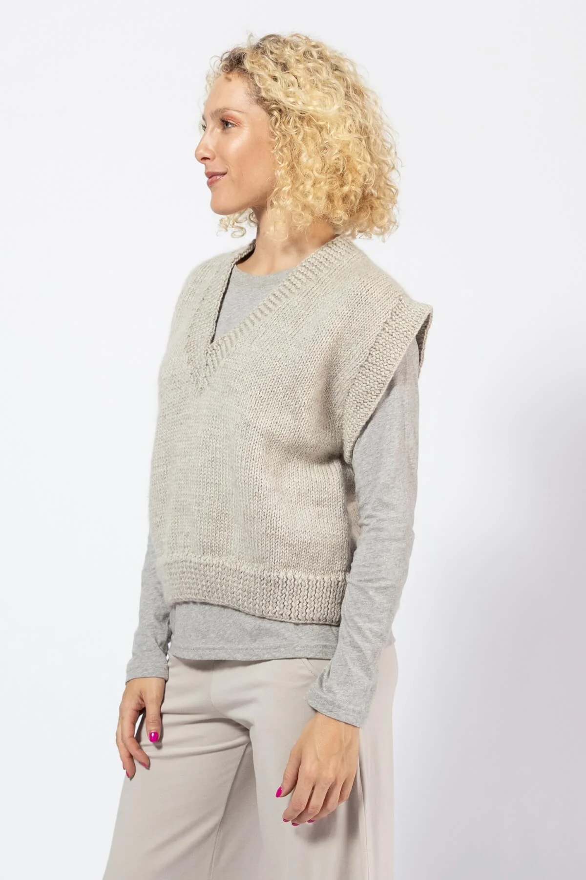 Cropped Merino Vest - Image 23