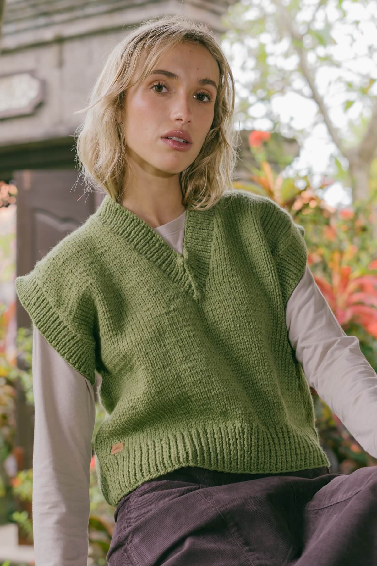 Cropped Merino Vest - Image 27