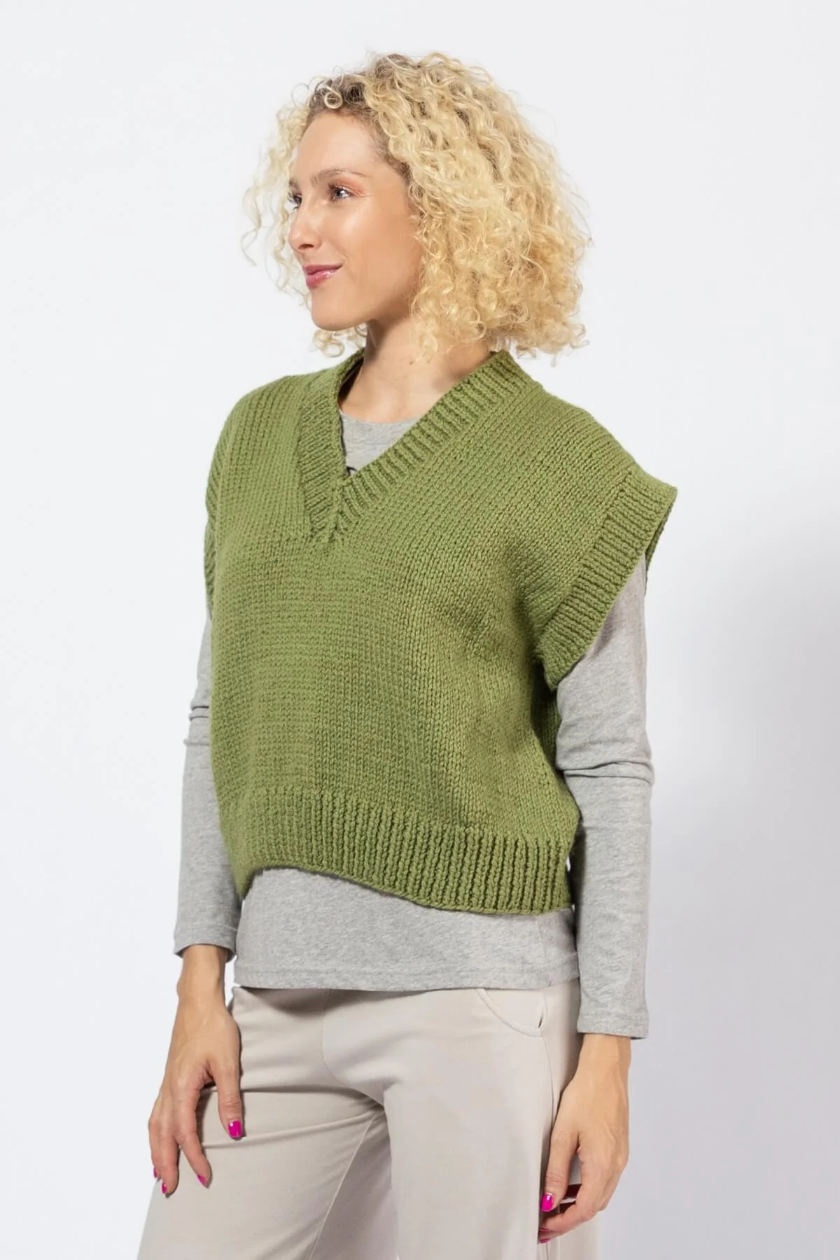 Cropped Merino Vest - Image 30