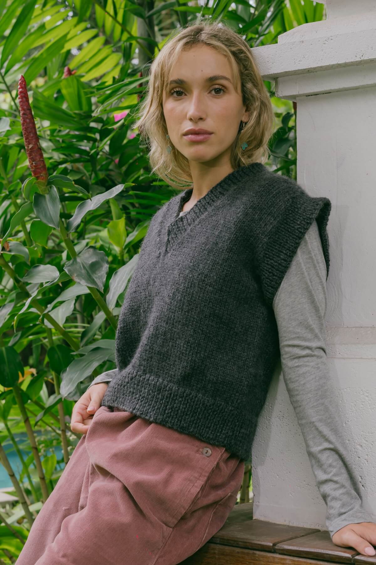Cropped Merino Vest - Image 34
