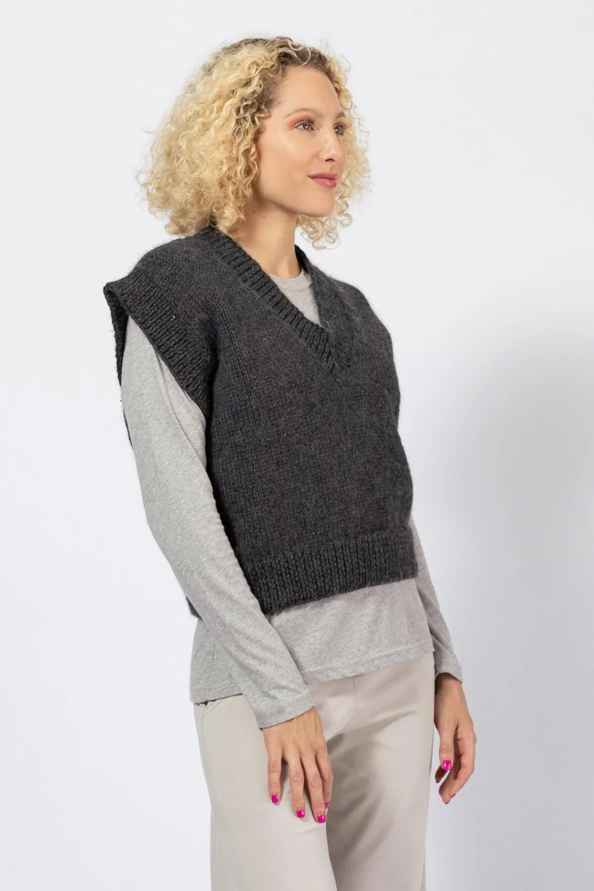 Cropped Merino Vest - Image 35