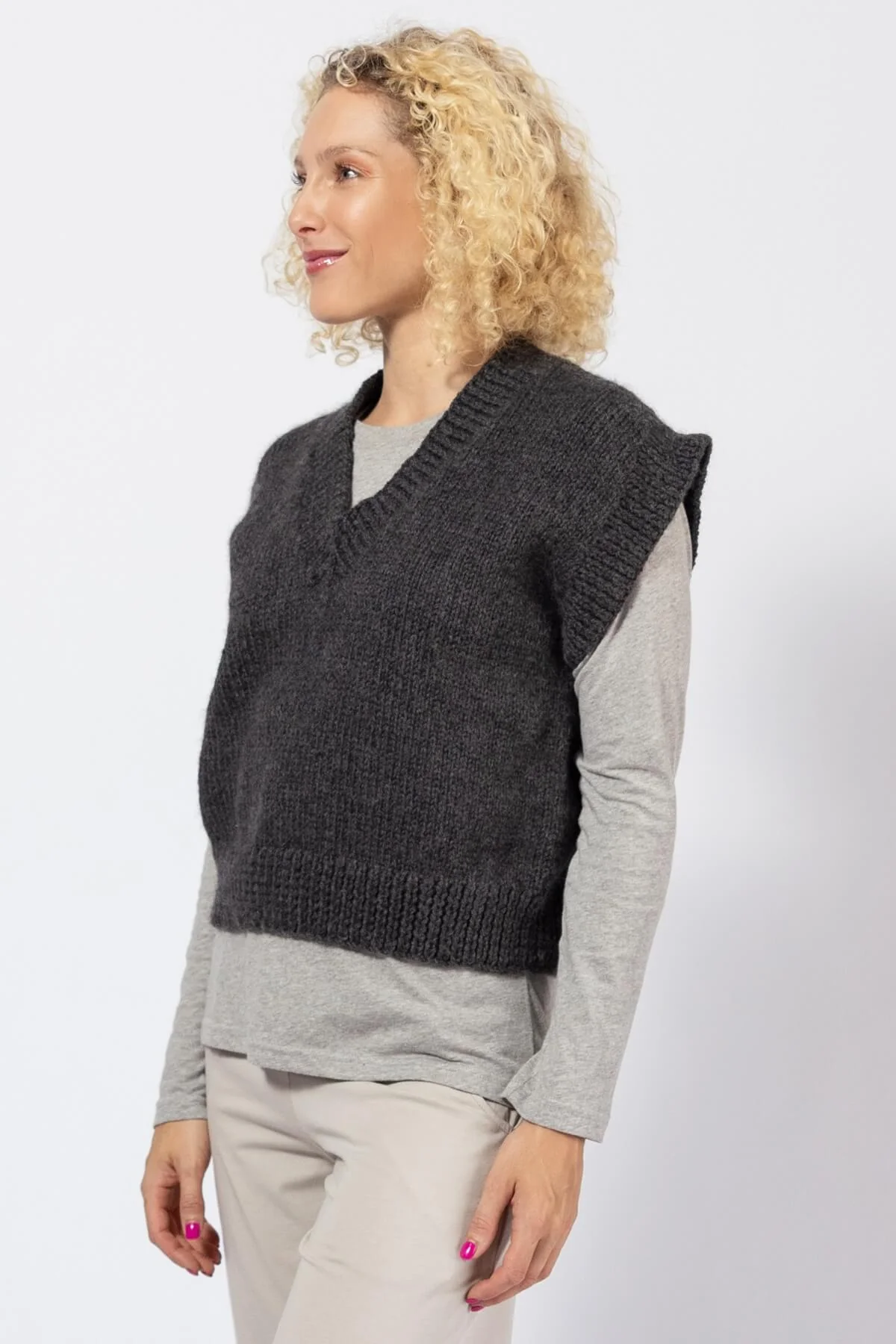 Cropped Merino Vest - Image 37