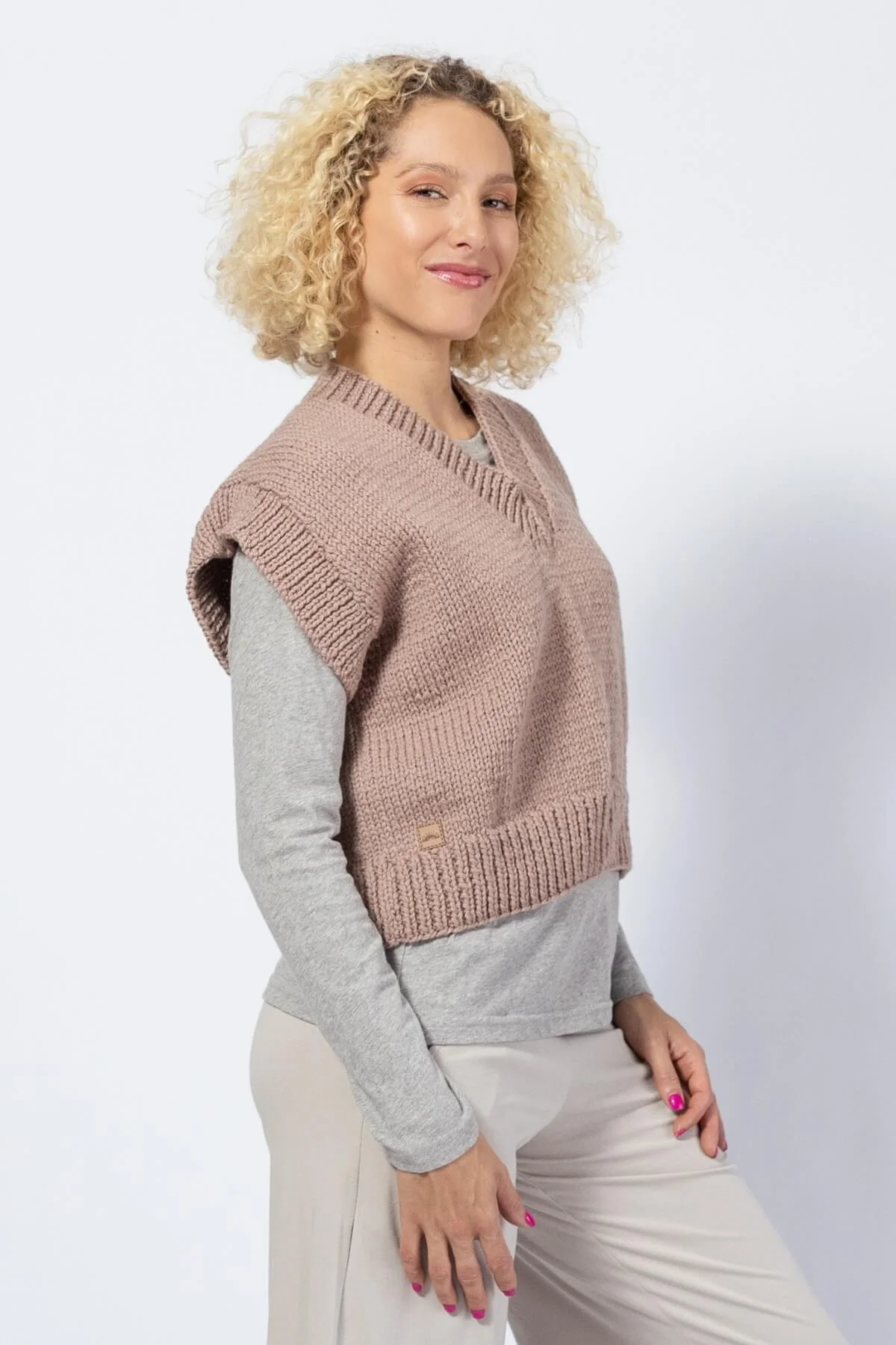 Cropped Merino Vest - Image 5